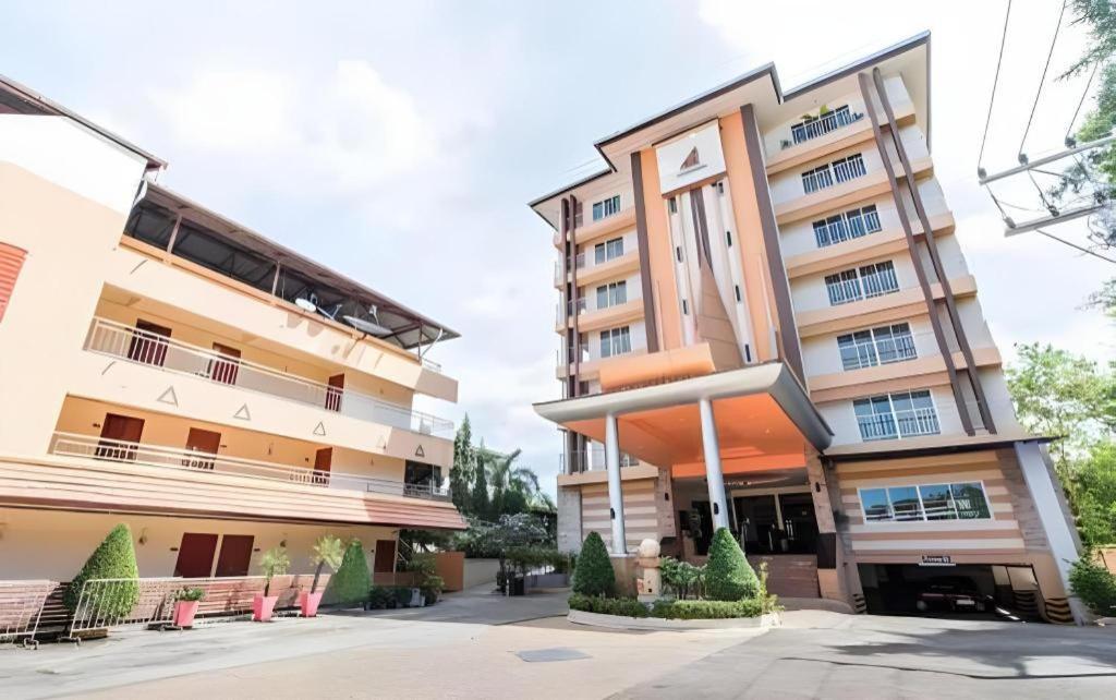 Hotel Siam Platinum Pattaya Exterior foto