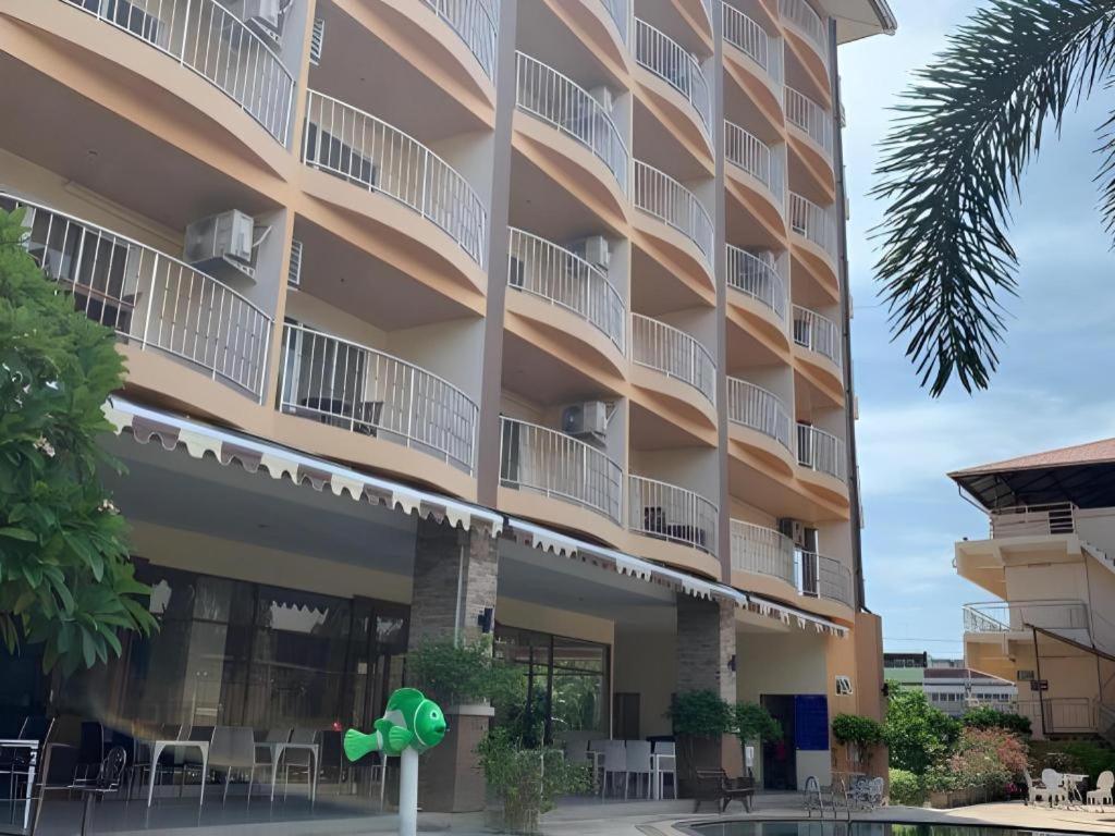 Hotel Siam Platinum Pattaya Exterior foto