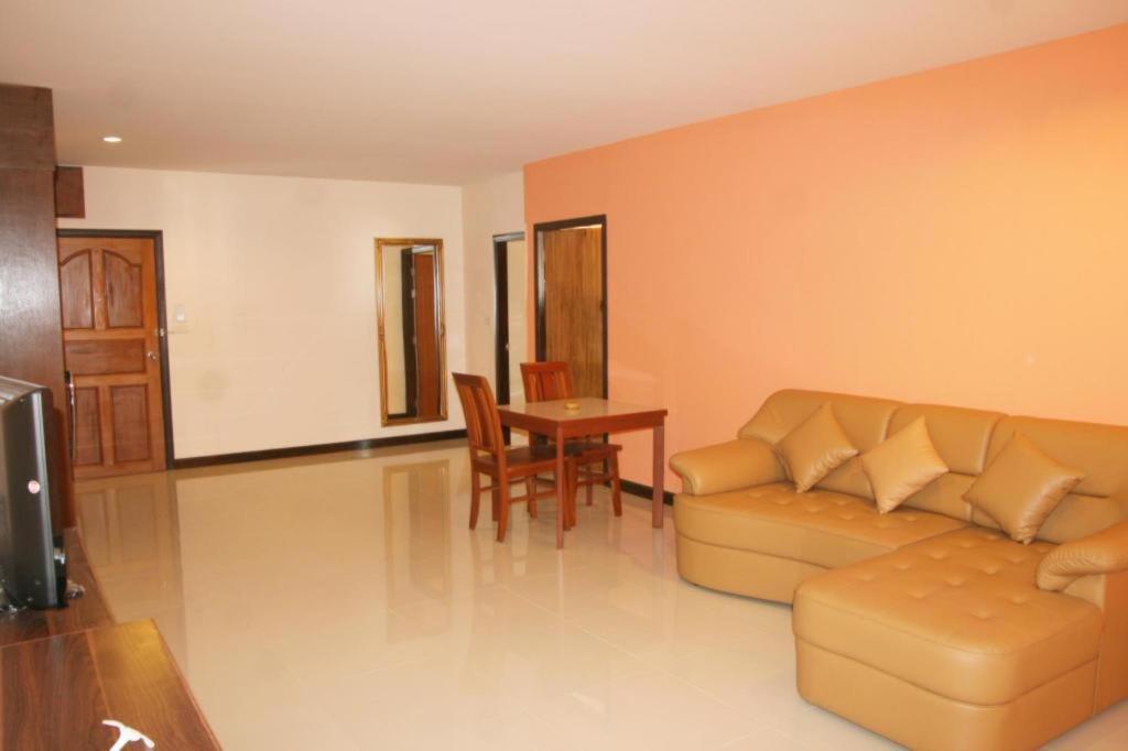 Hotel Siam Platinum Pattaya Exterior foto