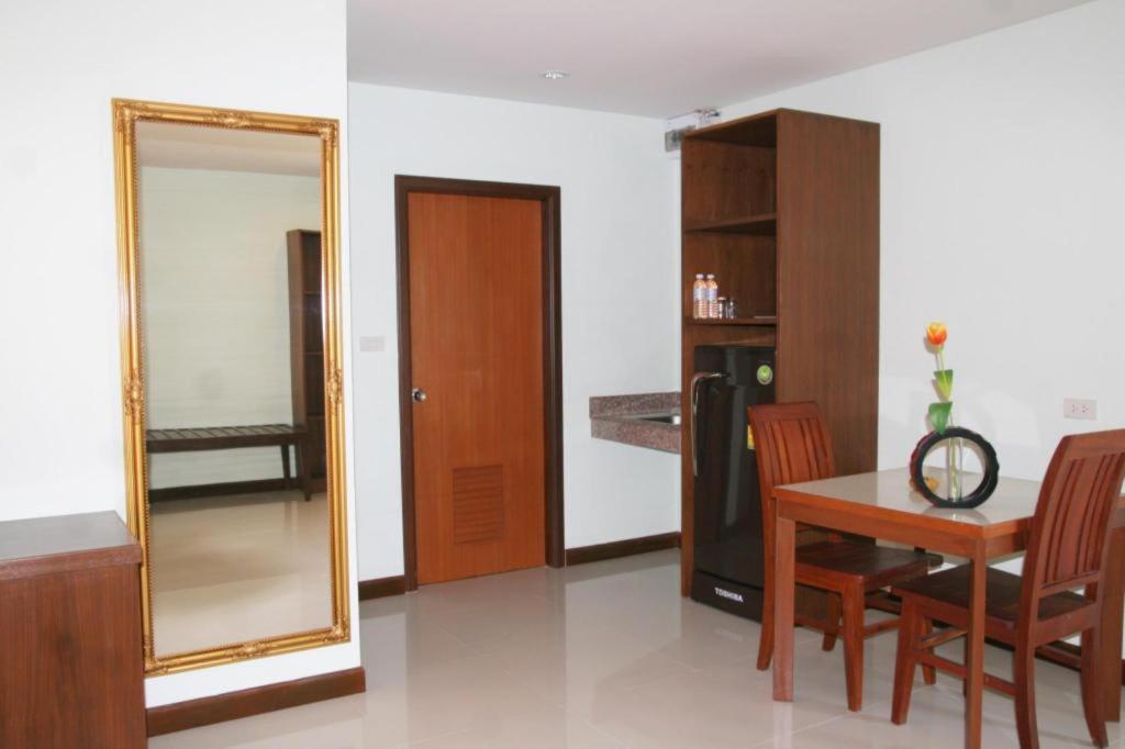 Hotel Siam Platinum Pattaya Exterior foto