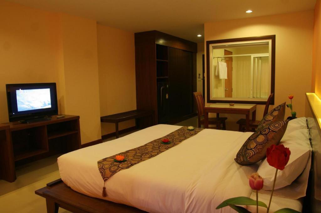Hotel Siam Platinum Pattaya Exterior foto